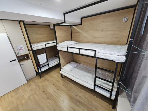 central guest house