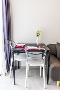 mountain view 1 bed apt t2 723