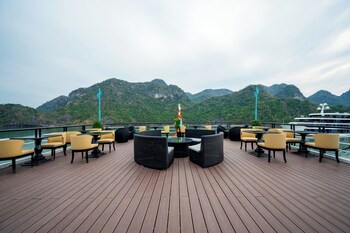 dragon premium cruise