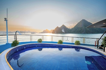 dragon premium cruise