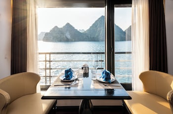 dragon premium cruise