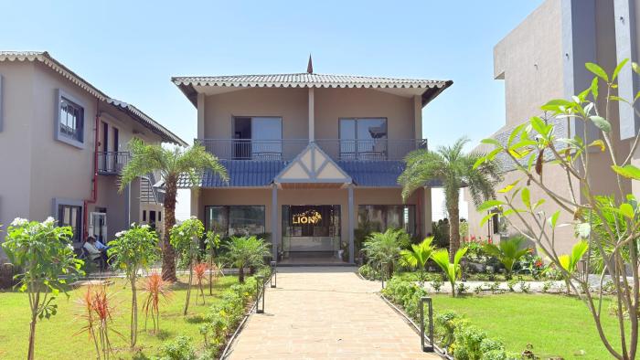 gold lion resort