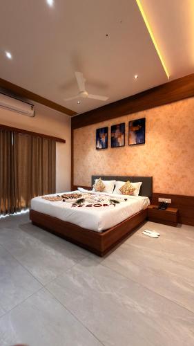 gold lion resort