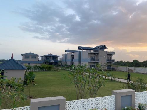 gold lion resort
