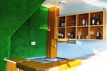 Hotel Sara Inn,,3 star