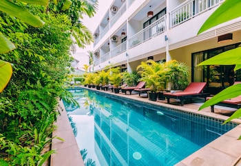 angkor land house