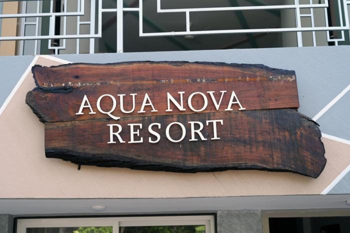 aqua nova resort