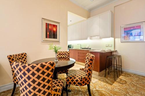taj hotel 305