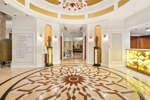 taj hotel 305