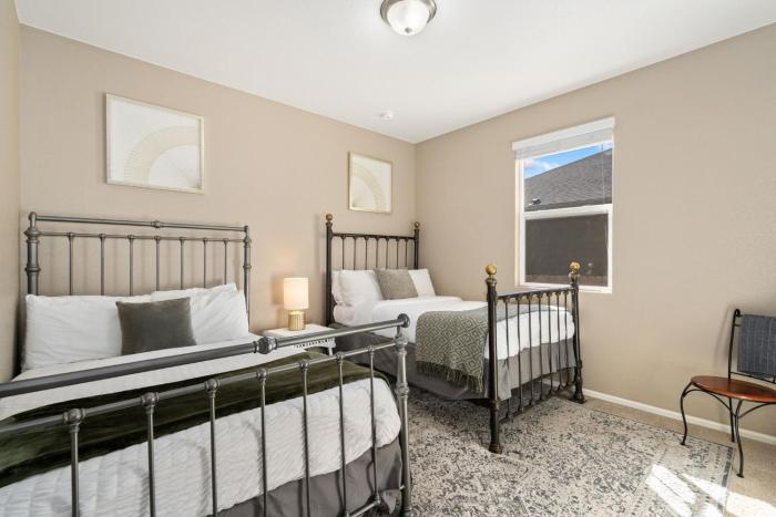 windshire retreat pool garage and pet friendly