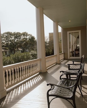 The Lasker Inn - B&B,,3 star