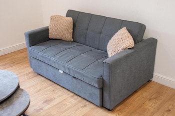 sevenstay fleet street apartment