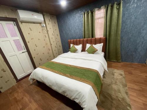 anagh guest house