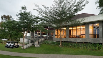 house sira lombok