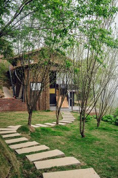 sapana mountain retreat