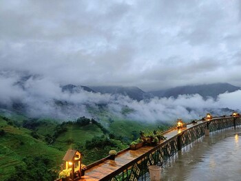 Sapana Mountain Retreat,,3 star
