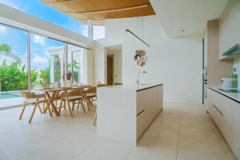 asherah new 3br pool villa free airport transfer