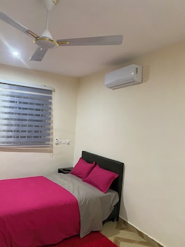 Louis Apartments,,3 star