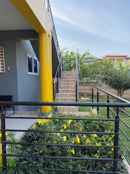 Louis Apartments,,3 star