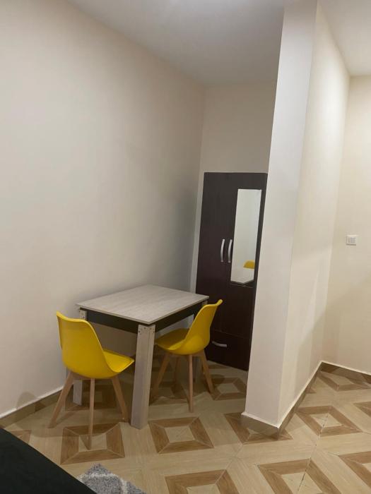 louis apartments