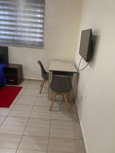 louis apartments