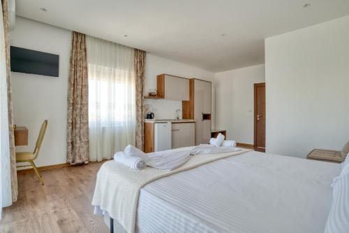 aqua lounge aparthotel ulcinj