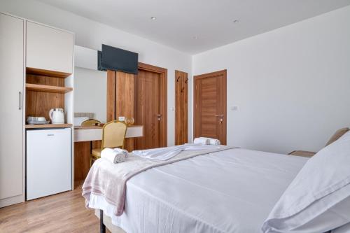 aqua lounge aparthotel ulcinj