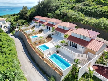 resort villa kapuka sesokojima