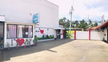 Wjv Inn Carcar,,2 star