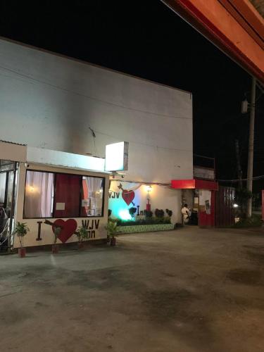 wjv inn carcar