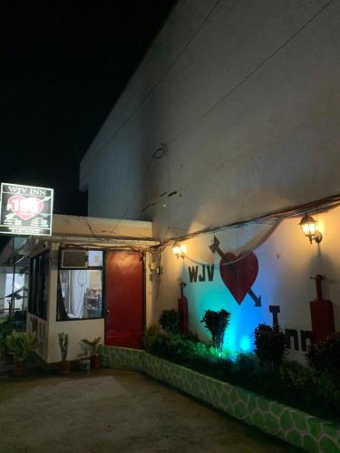 wjv inn carcar