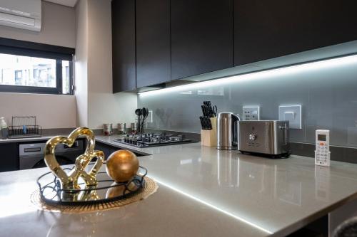 lux leisure apartment hotel sandton