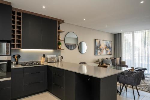 lux leisure apartment hotel sandton