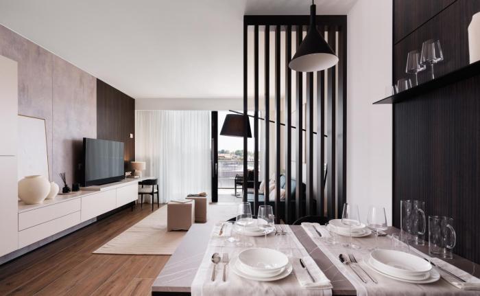 farus living