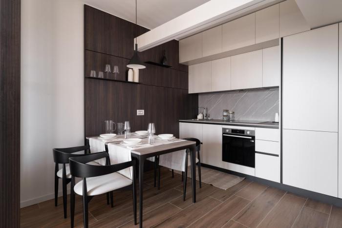 farus living