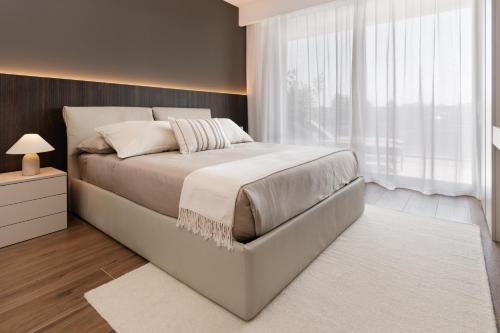 farus living