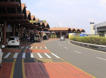 tj brother residences cengkareng