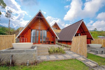 Tirta Rahayu Camp,,2 star