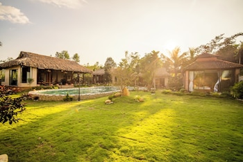 La Retreat,,4 star
