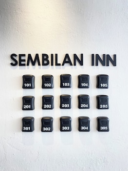 sembilan inn by soft loft