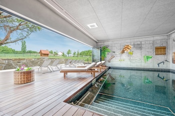 Hisa Marija House,,3 star