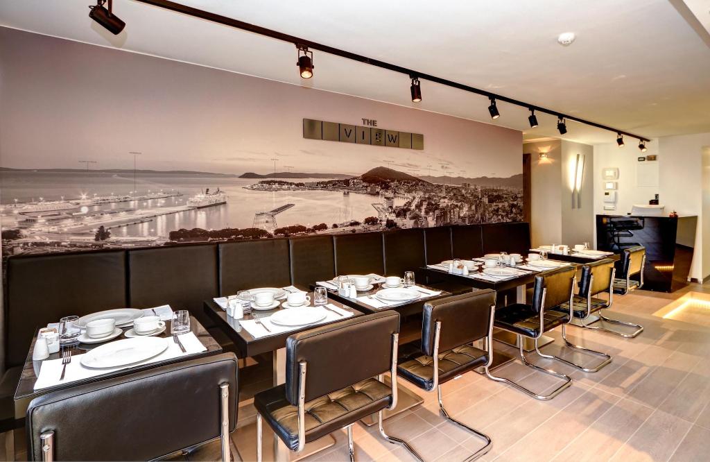 the view luxury rooms