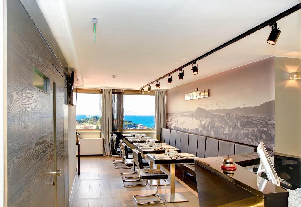 the view luxury rooms