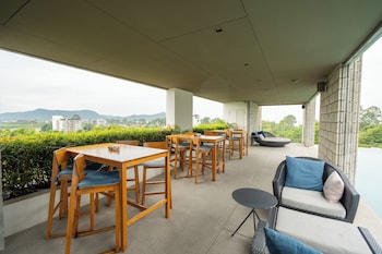 oceanphere villa by prop hopper
