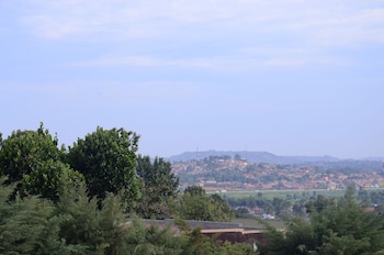 Nexus Resorts Hotel,Central Region>>Kampala,3 star