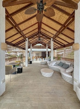alima arq beach resort