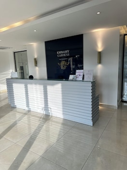 peravi suites at embassy gardens