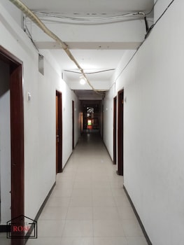 Hotel Rose International,,3 star