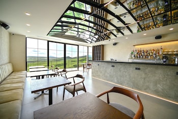 stonehenge hotel and restaurant