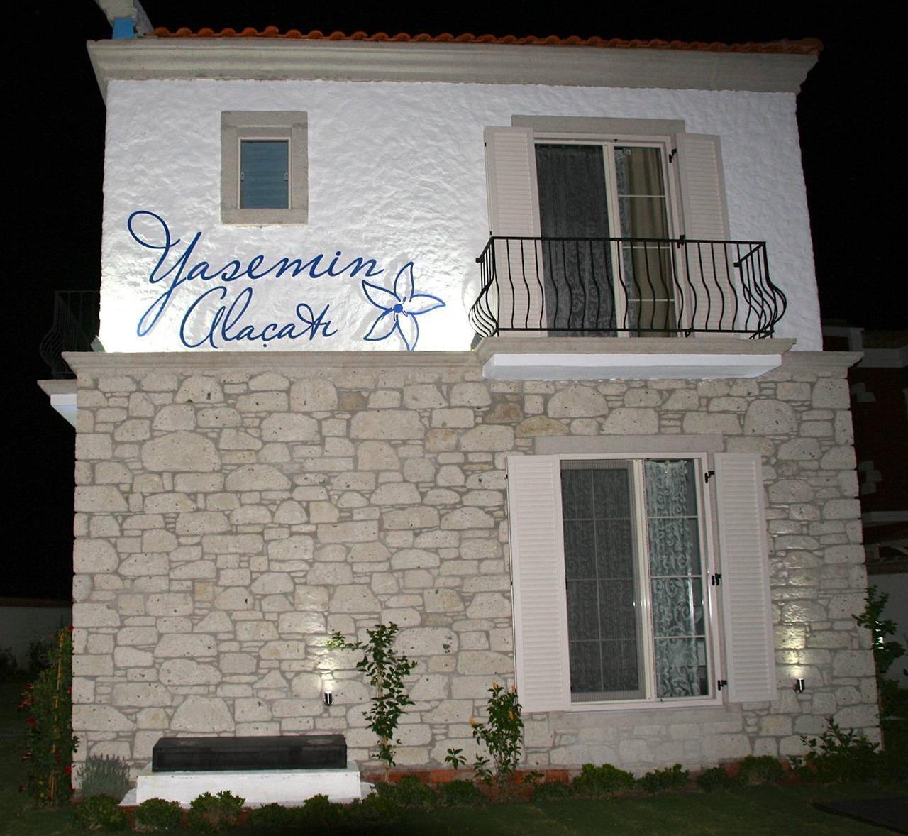 yasemin alacati adult only